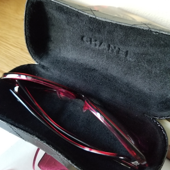 CHANEL CC Beautiful Vintage Sunglasses - Picture 14 of 16